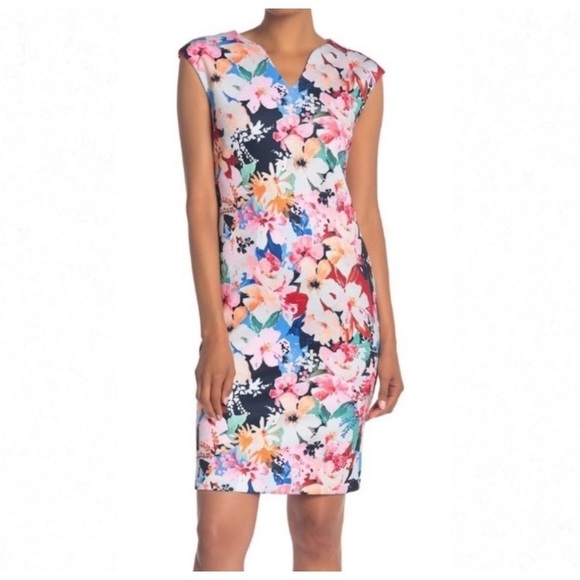 T Tahari Dresses & Skirts - T Tahari- V-Neck Floral Scuba Dress NWT